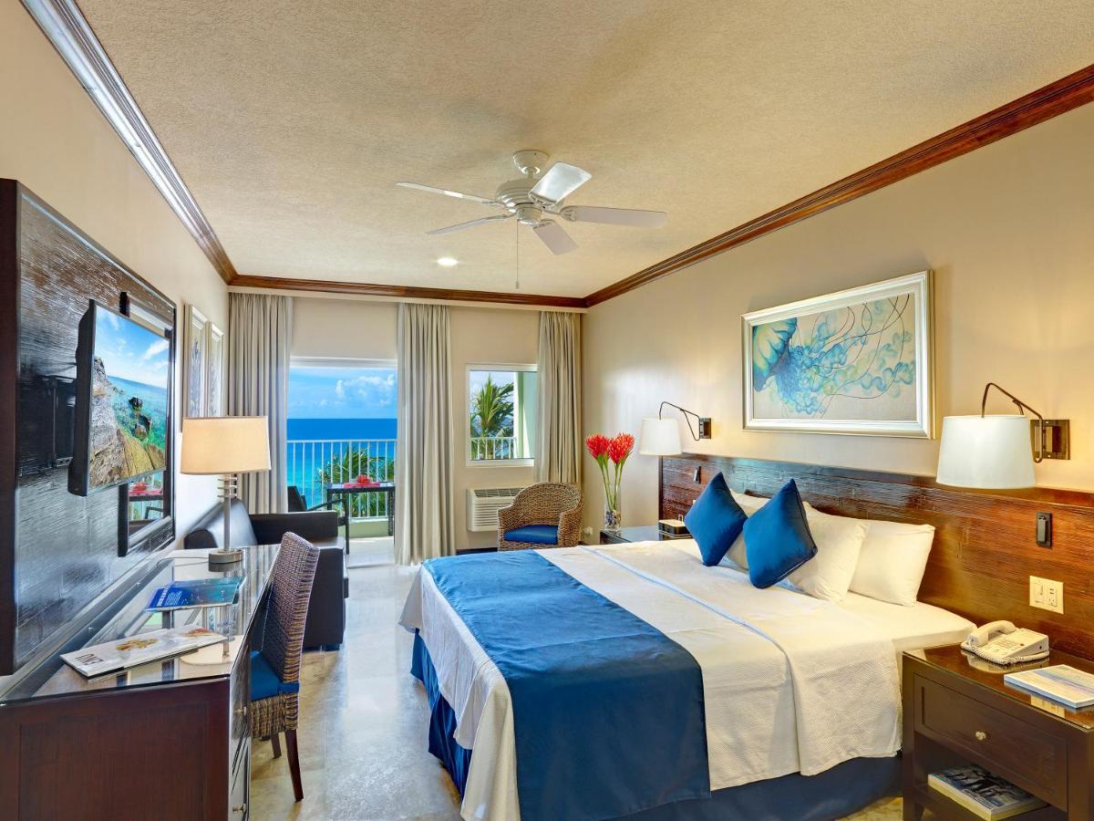 Hotel Courtyard By Marriott Bridgetown, Barbados Esterno foto